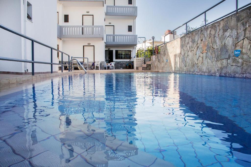 Popi Hotel Apartments Agia Marina Exterior foto